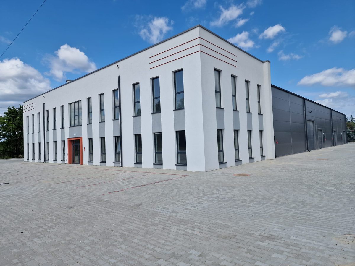 Budynek magazynowy z częścią socjalno-biurową 2500 m² - Łódź