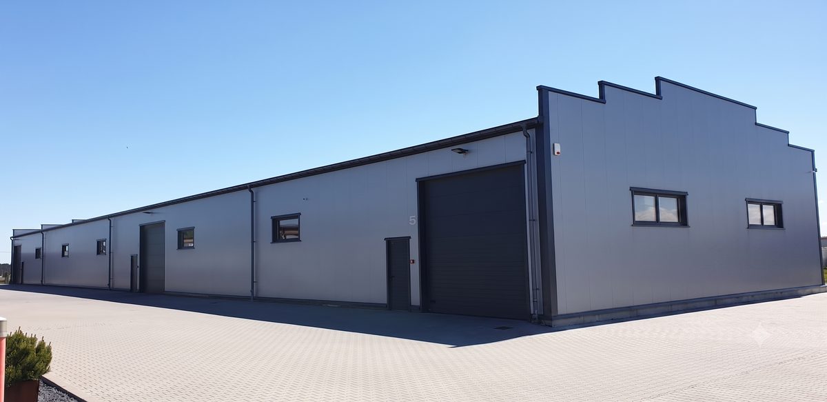 Hala produkcyjna 1300 m² - Trzyciąż